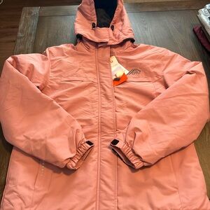 OTU Women’s weather resistant winter coat. Removable hood. DUSTY ROSE. Size M